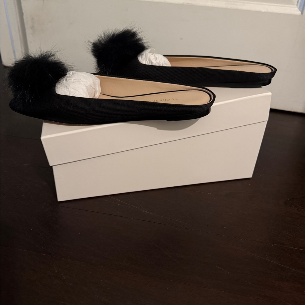 Black Fur Pom-Detail Women’s Slip-On Flats
